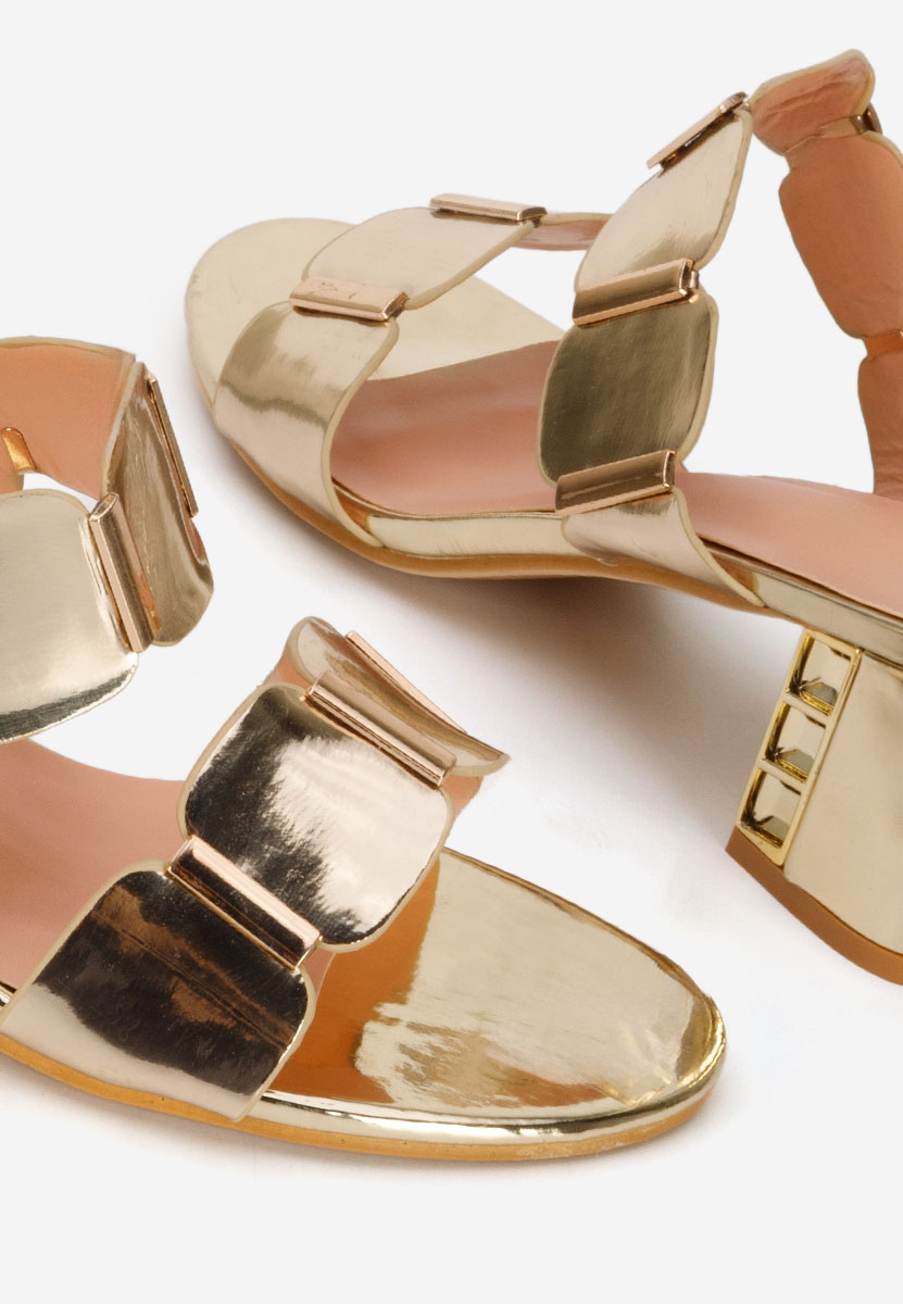 Чехли на ток Raniela златен