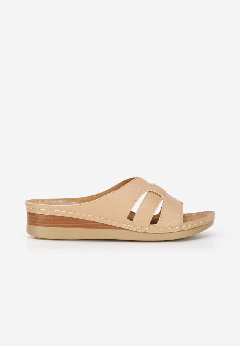 Чехли на платформа Marhta бежов