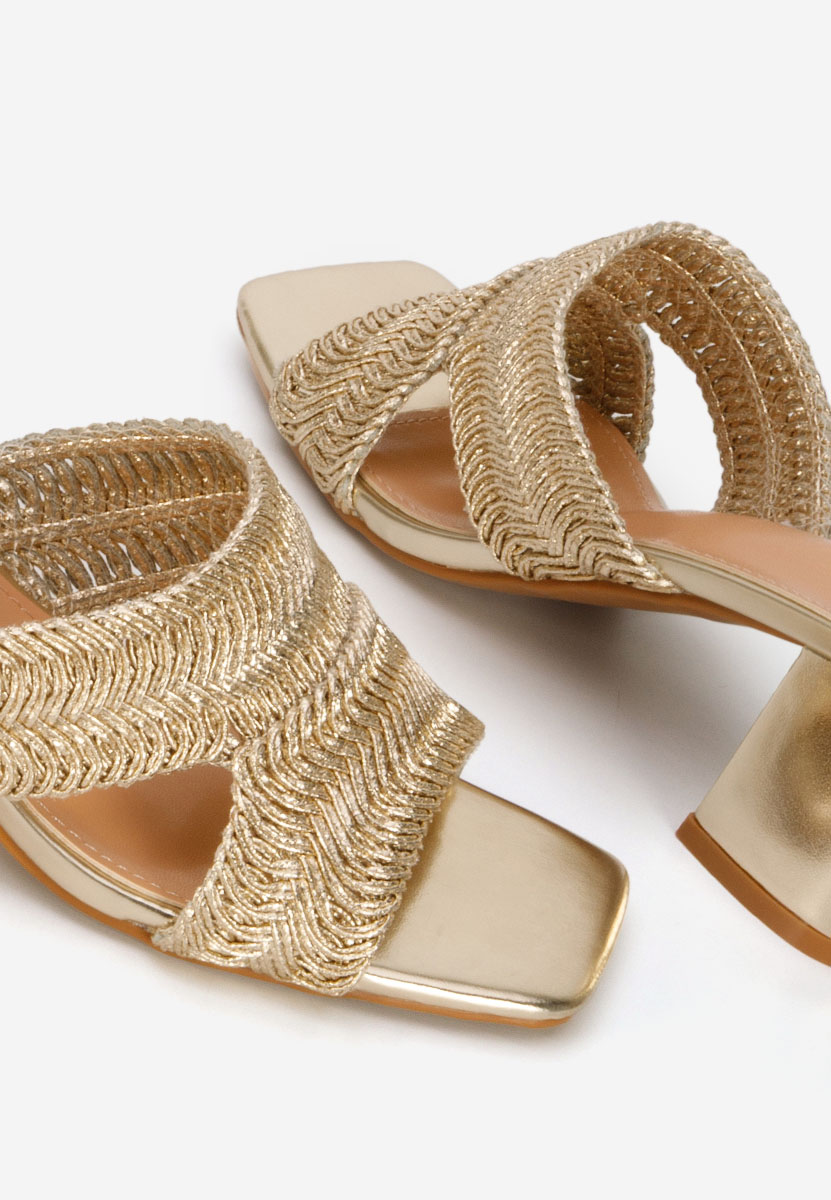 Чехли на ток Nely златен