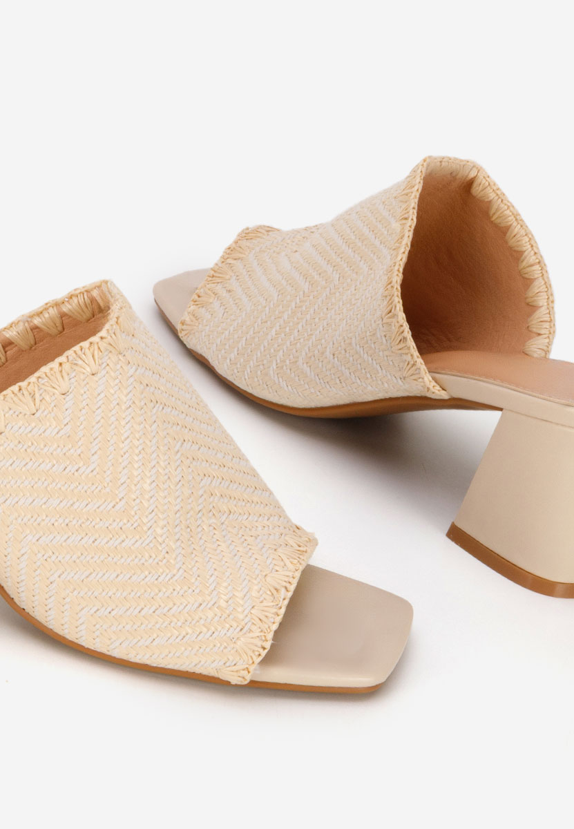 Чехли на ток Yngrid бежов