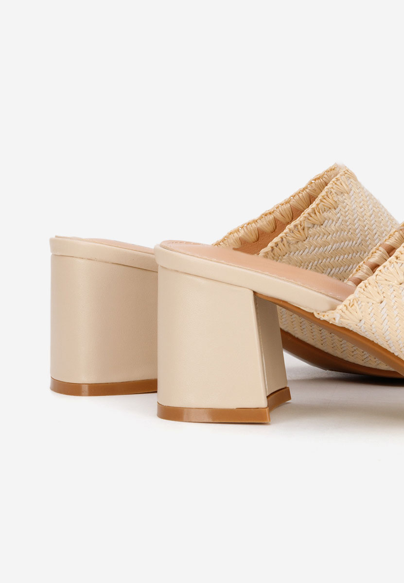 Чехли на ток Yngrid бежов