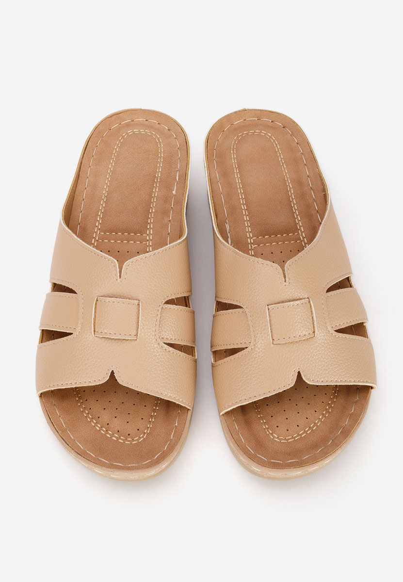 Чехли на платформа Marhta бежов