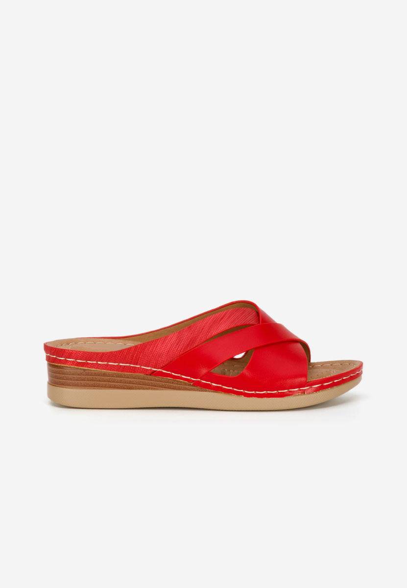 Чехли на платформа Maryna червен