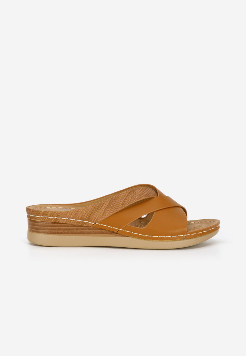 Чехли на платформа Maryna камел