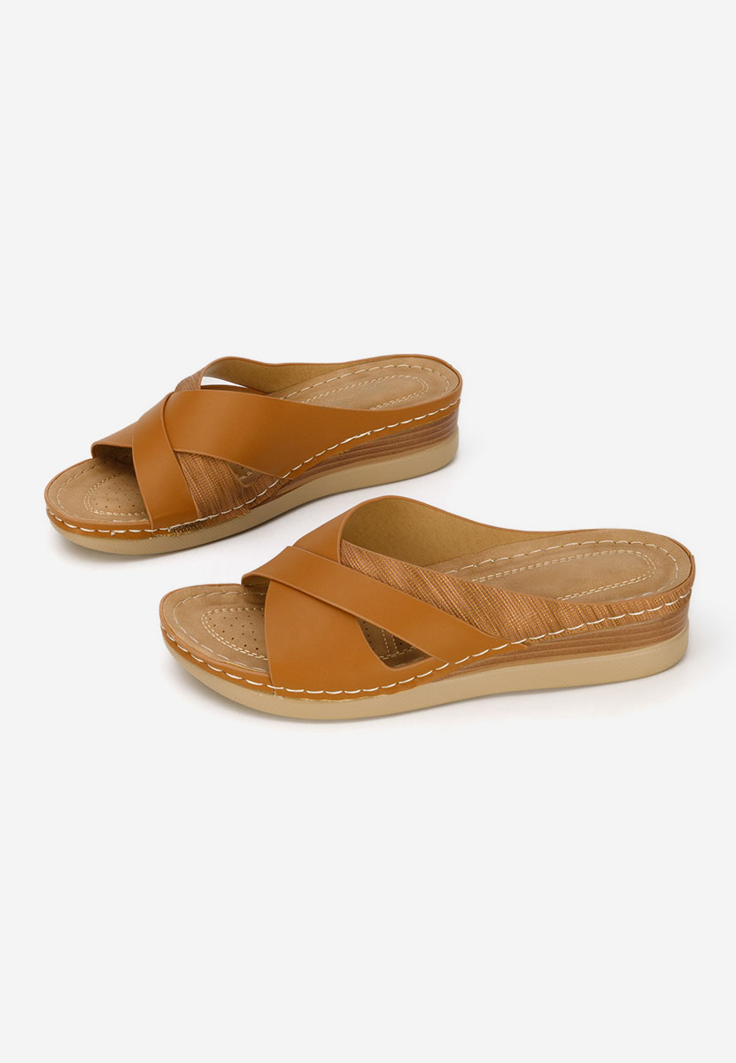 Чехли на платформа Maryna камел