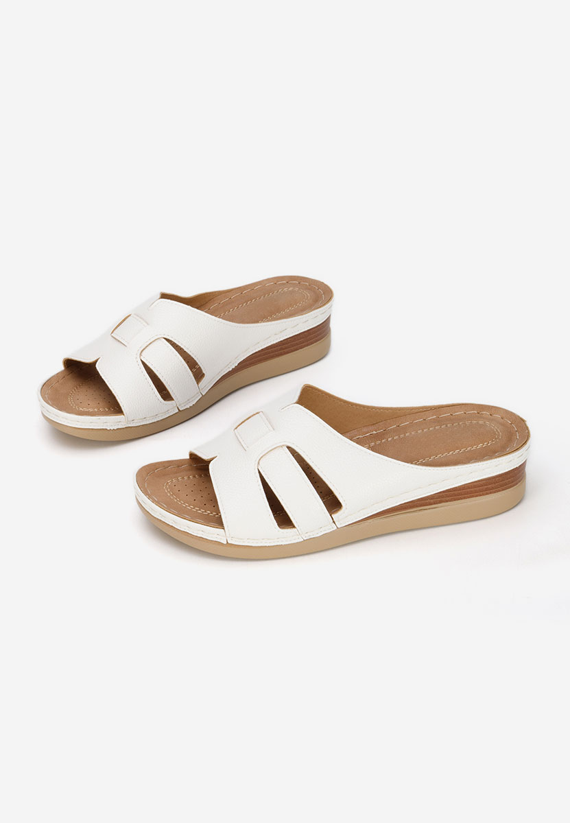 Чехли на платформа Marhta бели