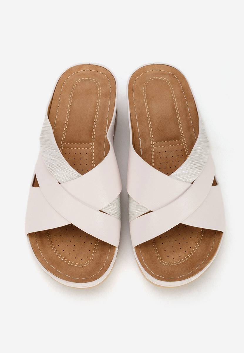 Чехли на платформа Maryna бели