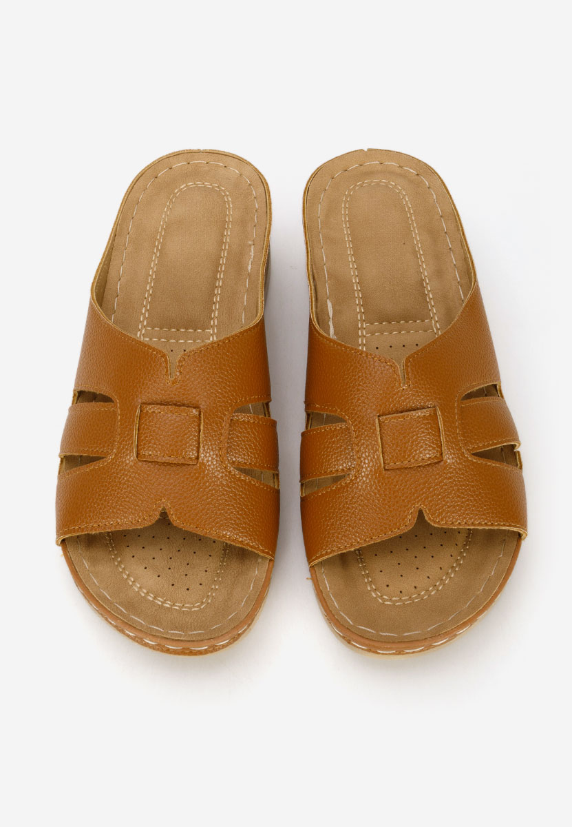 Чехли на платформа Marhta камел