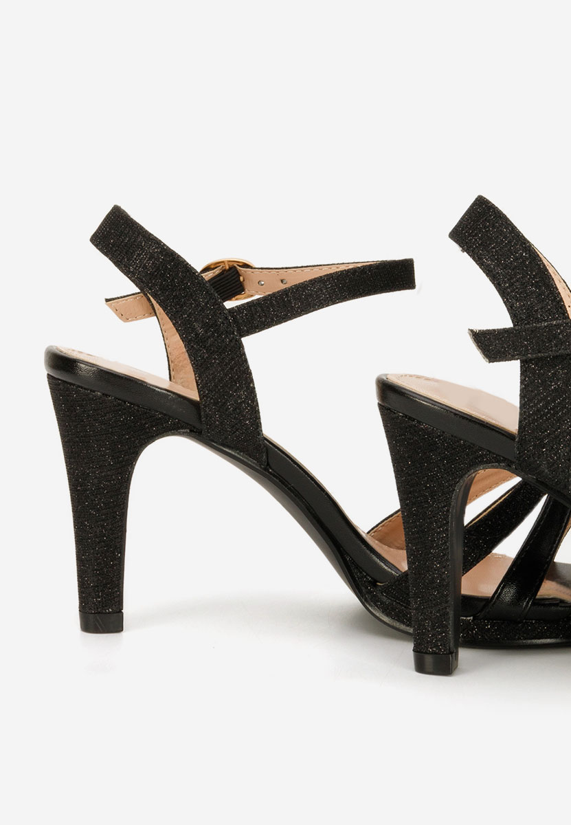 Елегантни сандали Raniya черен