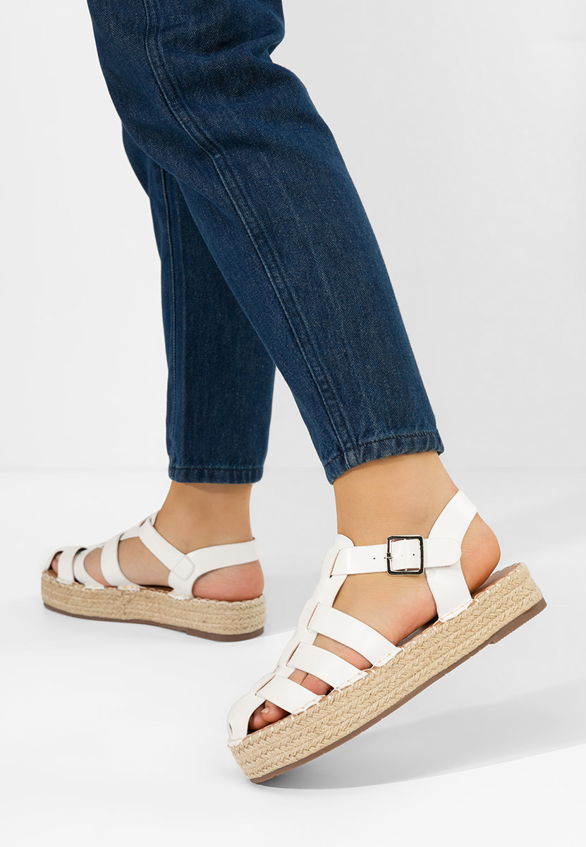 Сандали на платформа Reliama бели