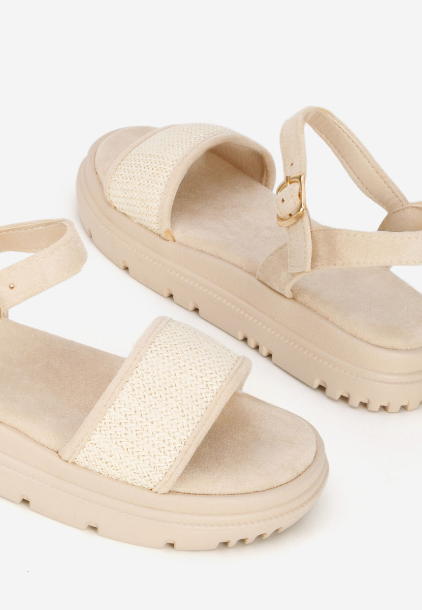 Сандали на платформа Donetia бежов