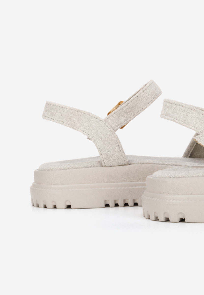 Сандали на платформа Donetia сив