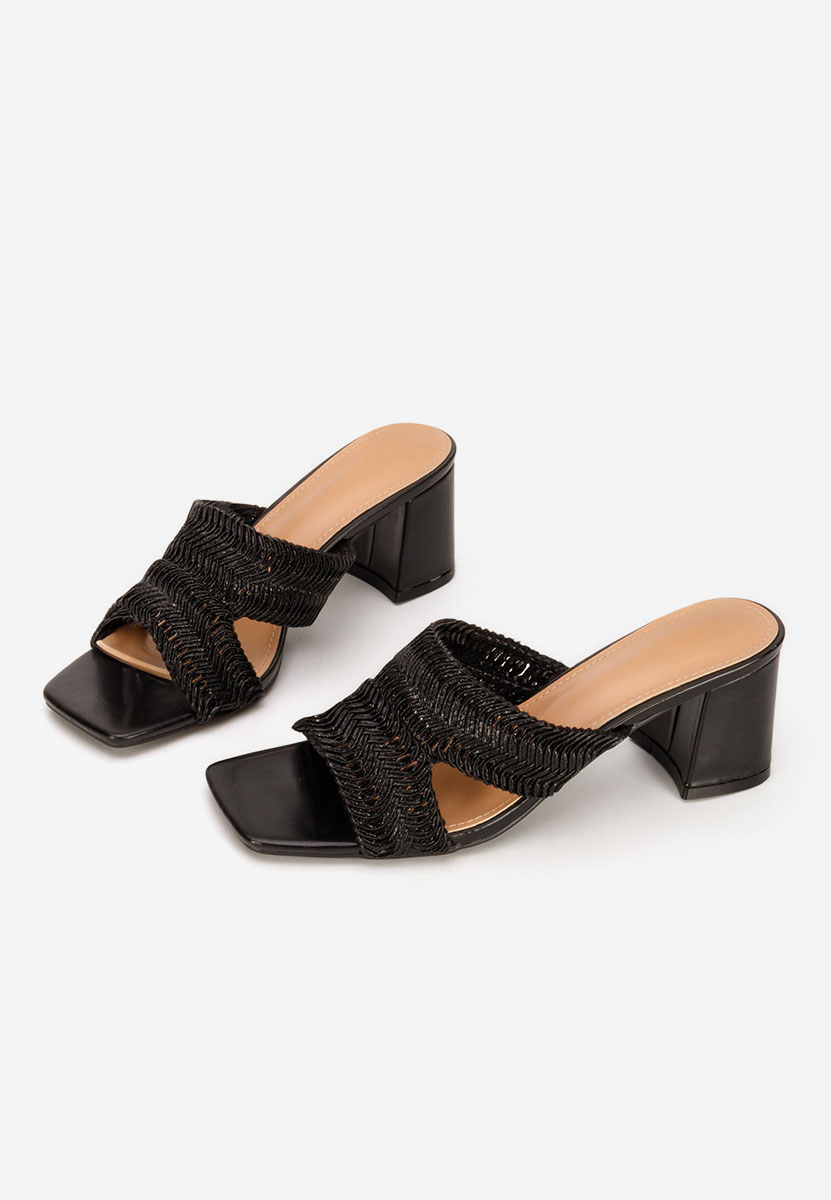 Чехли на ток Nely черни