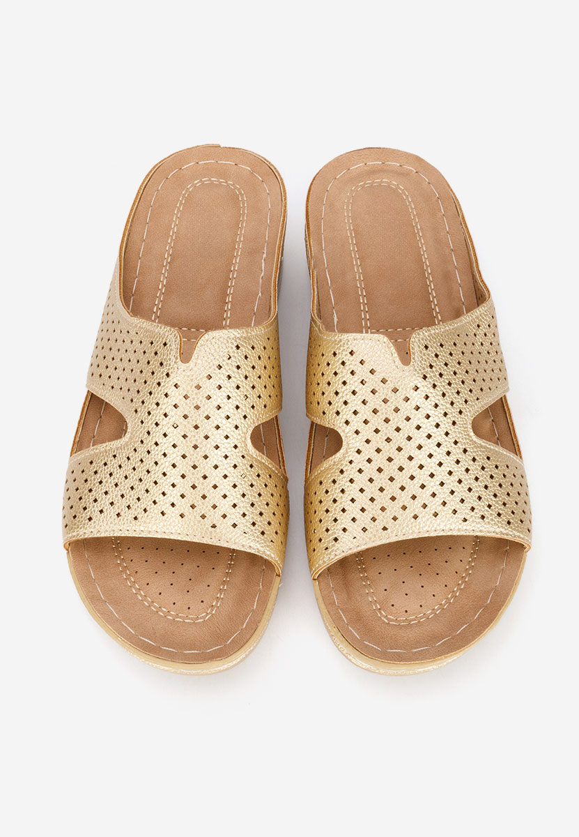 Чехли на платформа Hermana златен