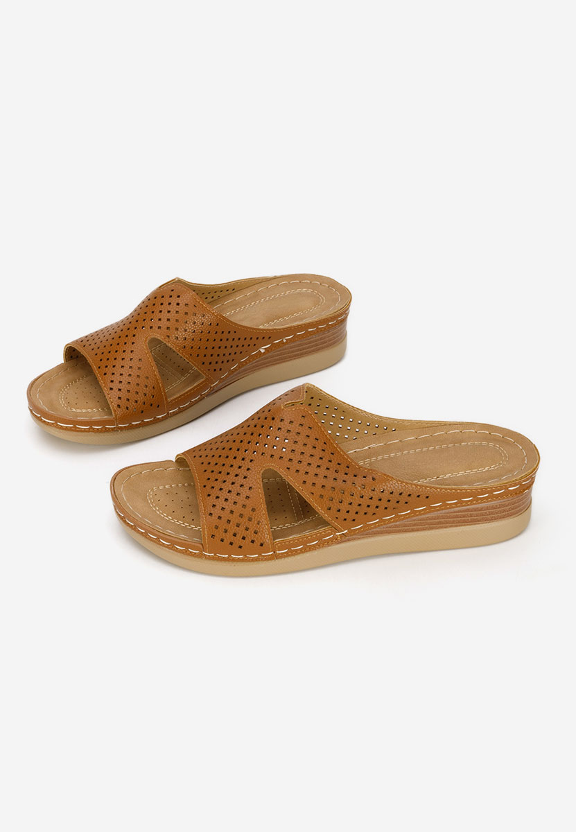 Чехли на платформа Hermana камел