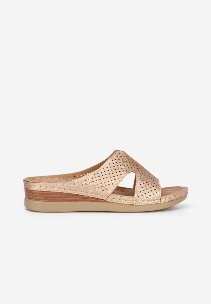 Чехли на платформа Hermana шампанско