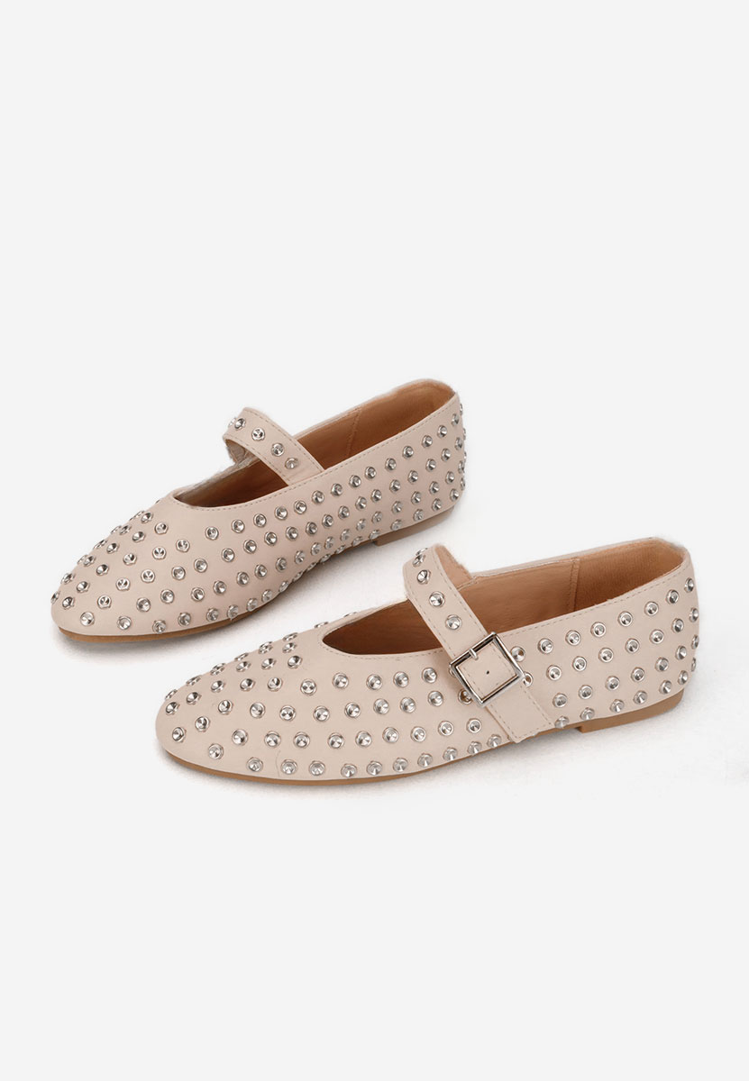 Балерини Karem бежов