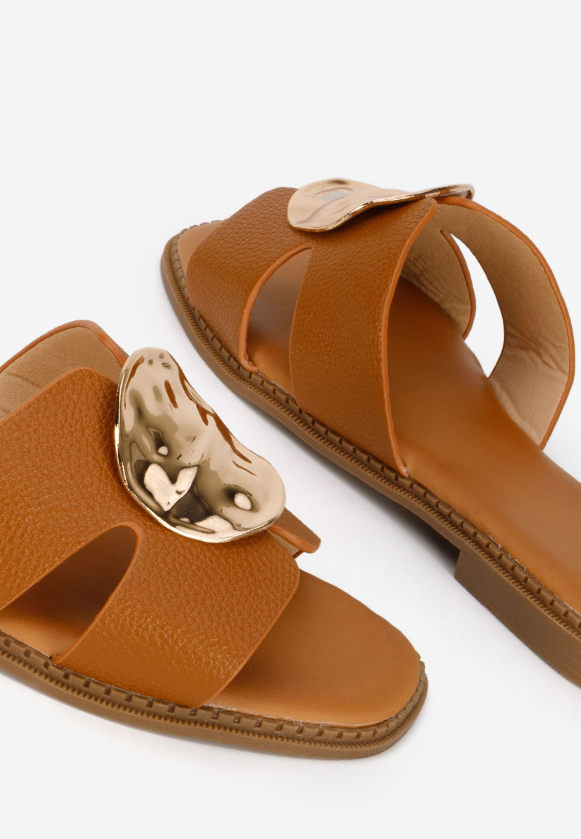 Дамски чехли Klarina камел