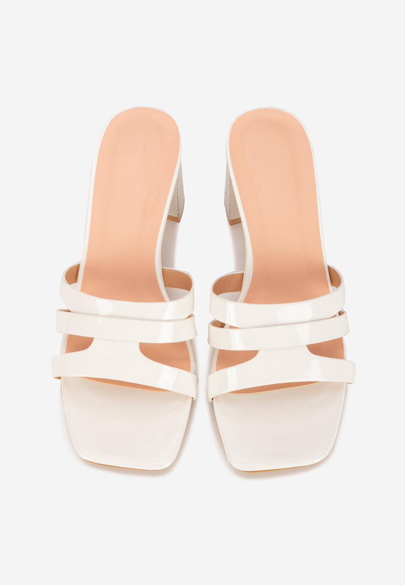 Чехли на ток Genoveva бели