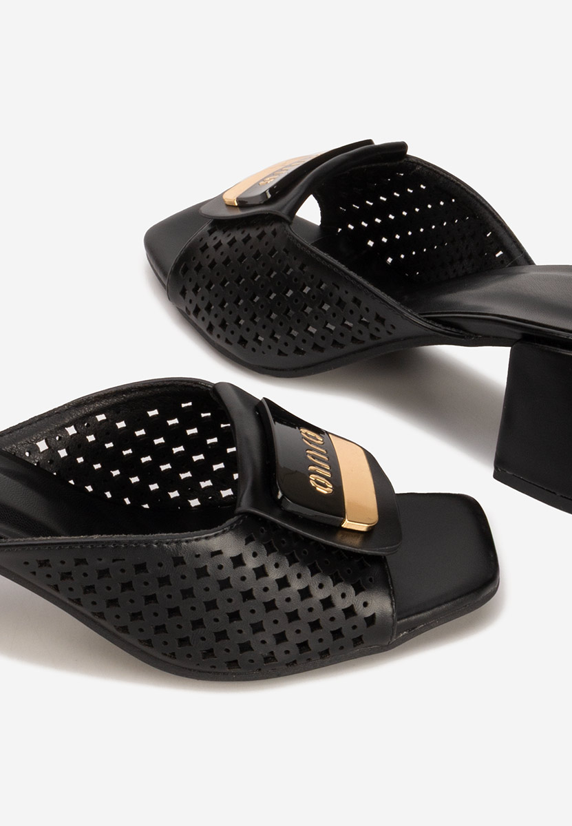 Чехли на ток Carmenia черни