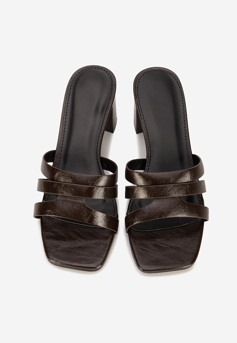 Чехли на ток Genoveva V2 кафяв