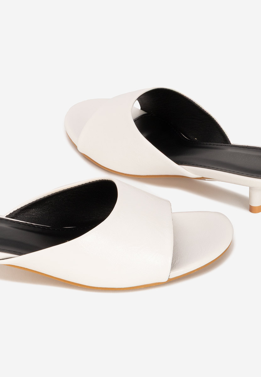 Чехли на ток Afelia бели