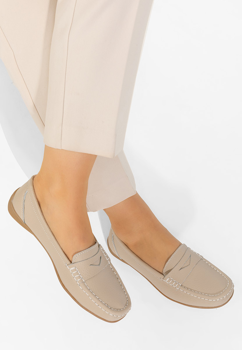 Дамски мокасини естествена кожа Cheria телесен цвят