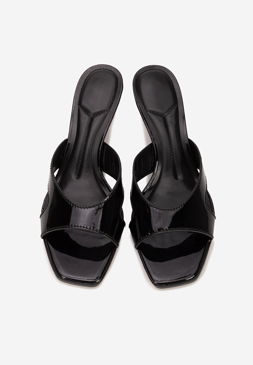 Чехли на ток Zinadia черни