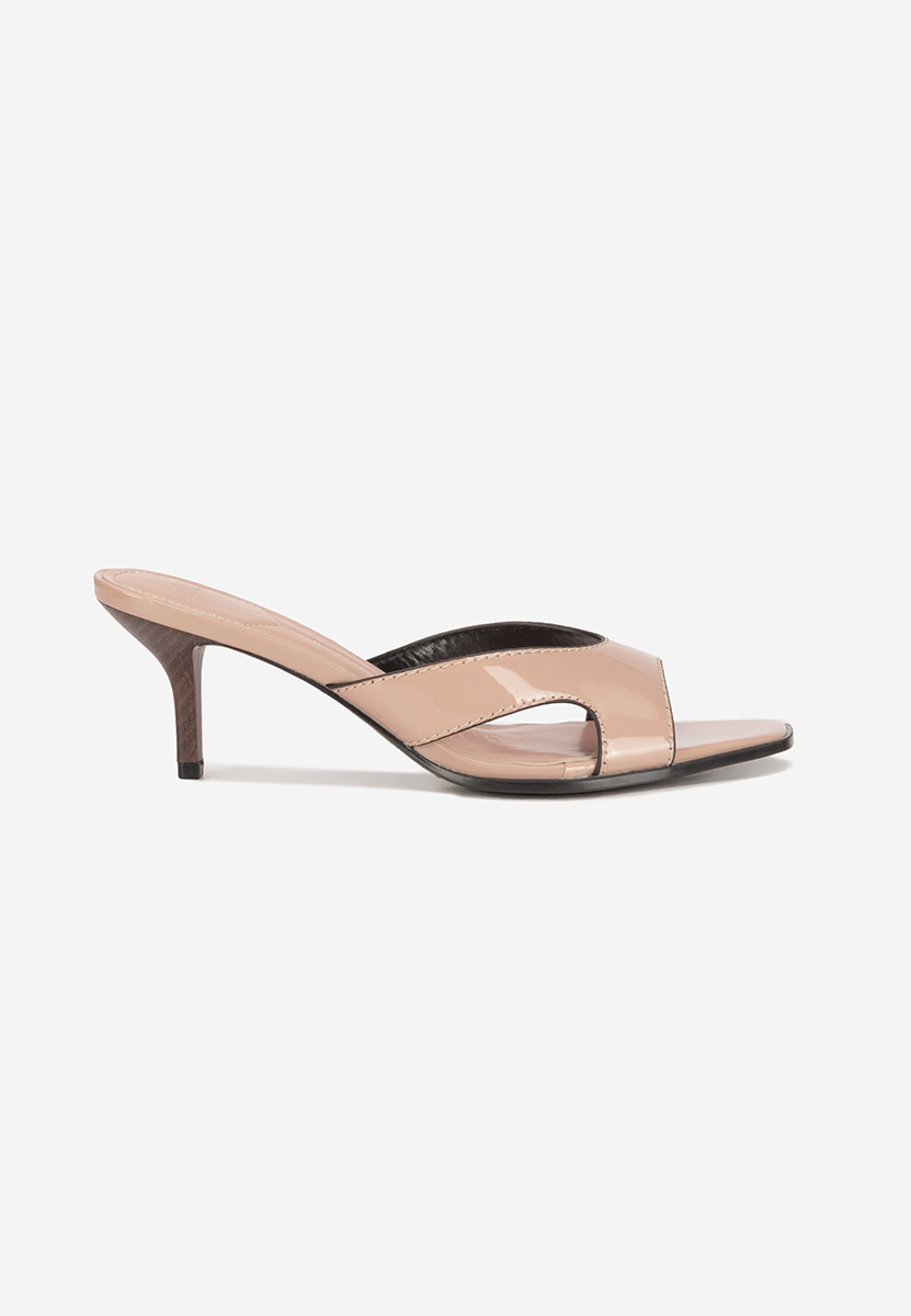 Чехли на ток Zinadia бежов