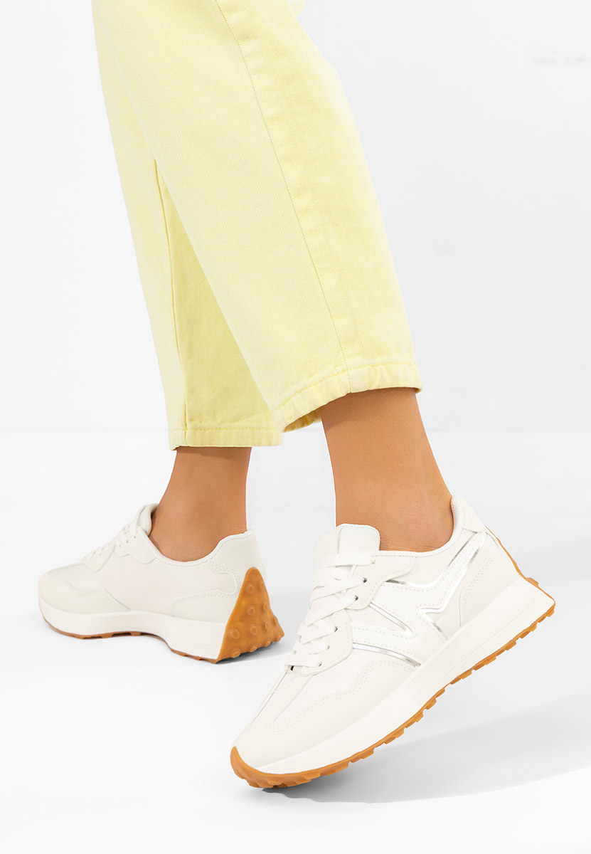 Дамски сникърси Aminay бели