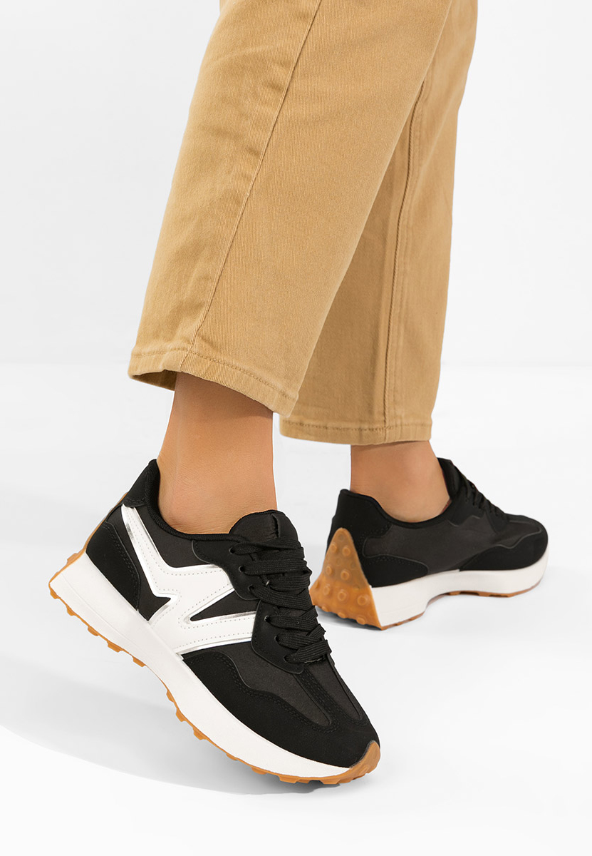 Дамски сникърси Aminay черни