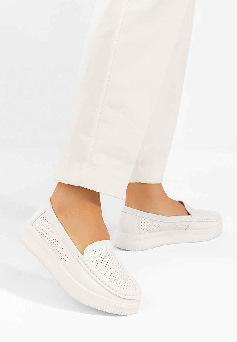 Дамски мокасини естествена кожа Sabiria бели