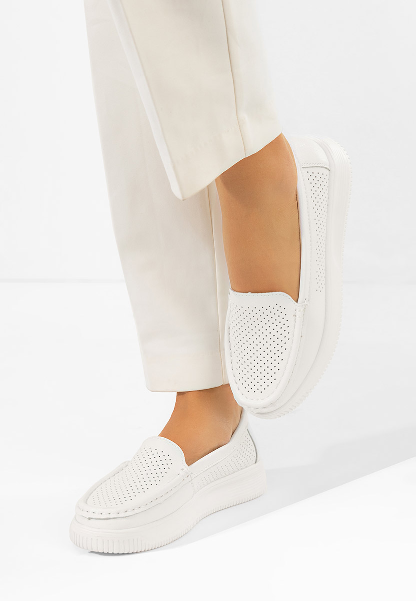 Дамски мокасини естествена кожа Sabiria бели