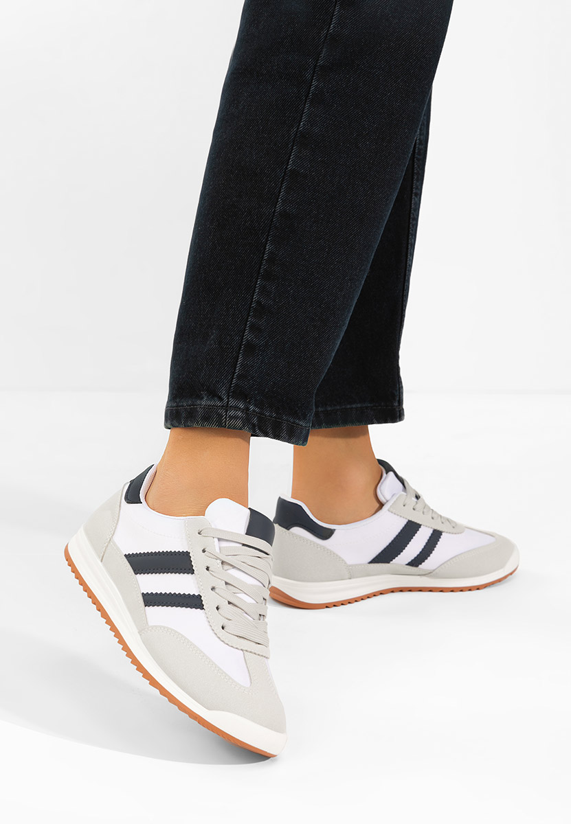 Дамски сникърси Catia бели