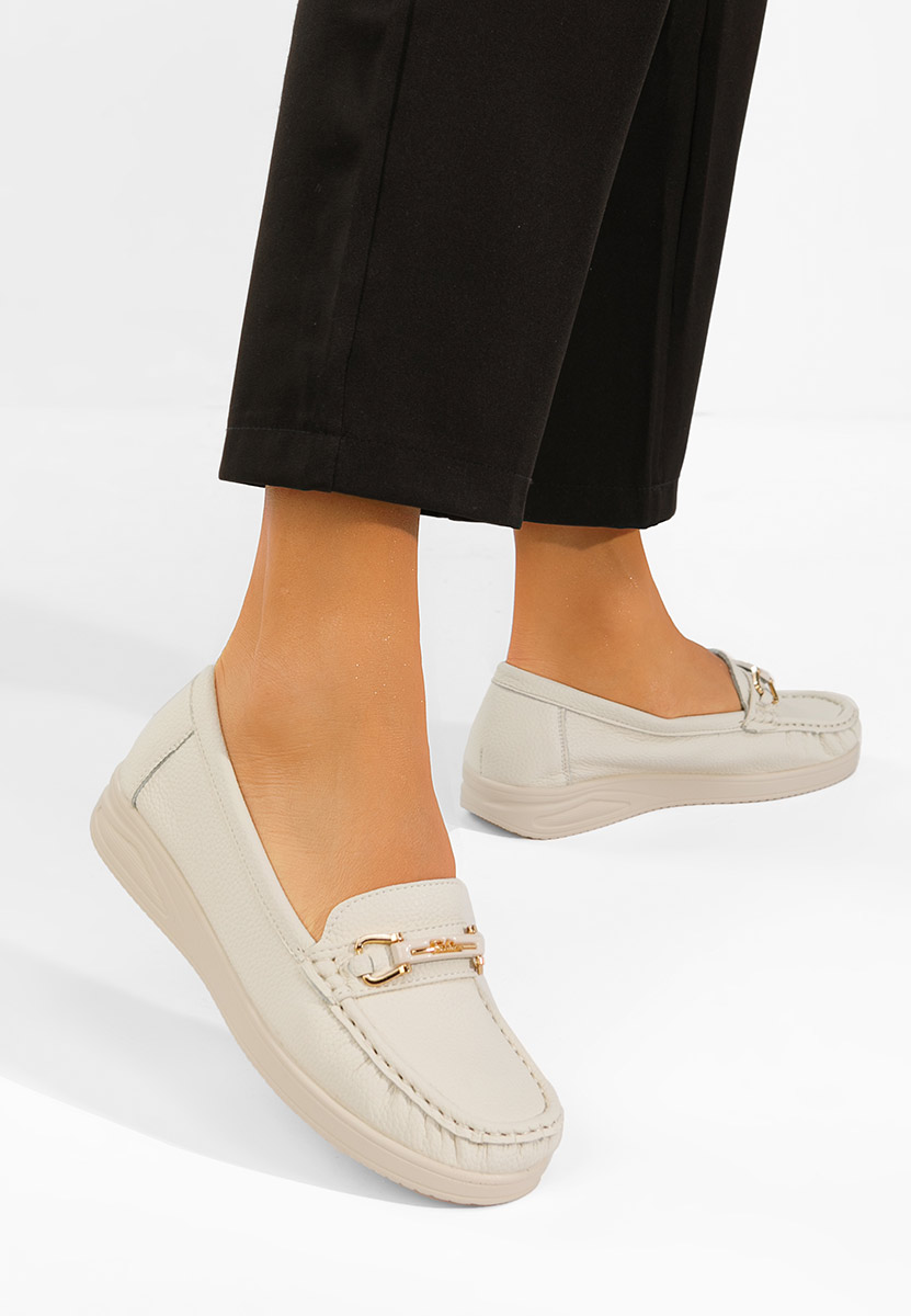 Дамски мокасини Odenia бежов