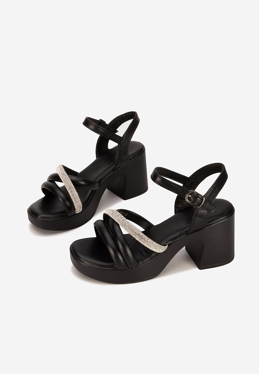 Сандали на ток Jadina черен