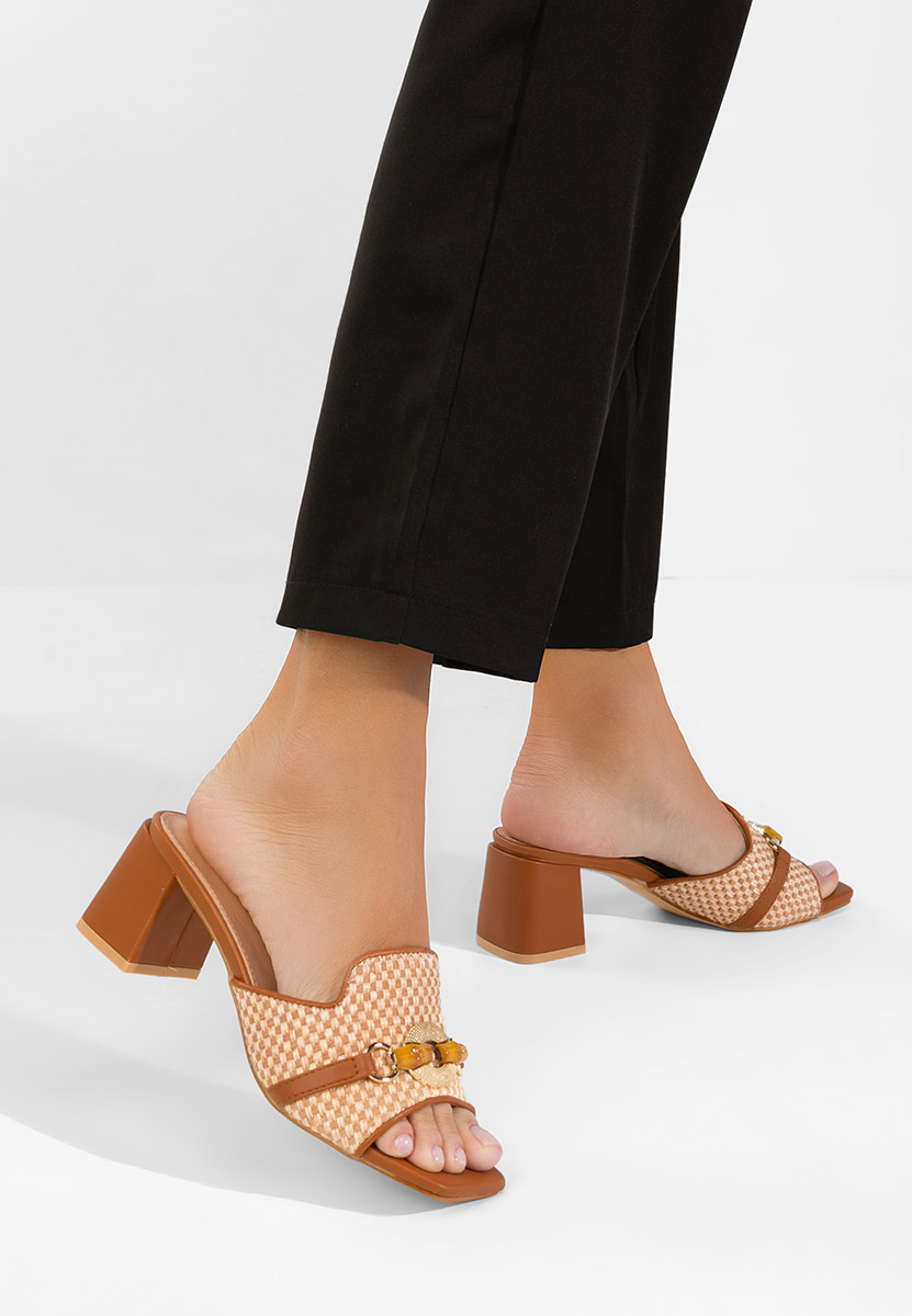 Чехли на ток Olenna камел