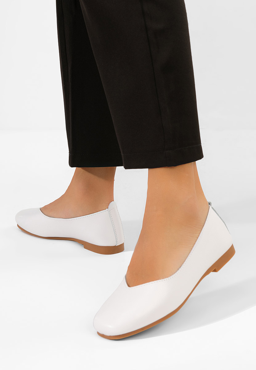 Балерини от естествена кожа Gabiela бели