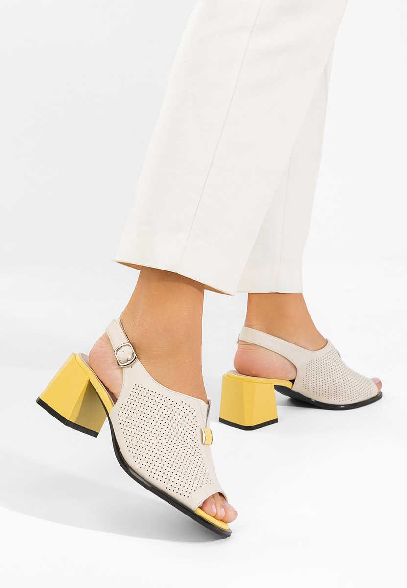 Сандали на ток Heliena V2 бежов