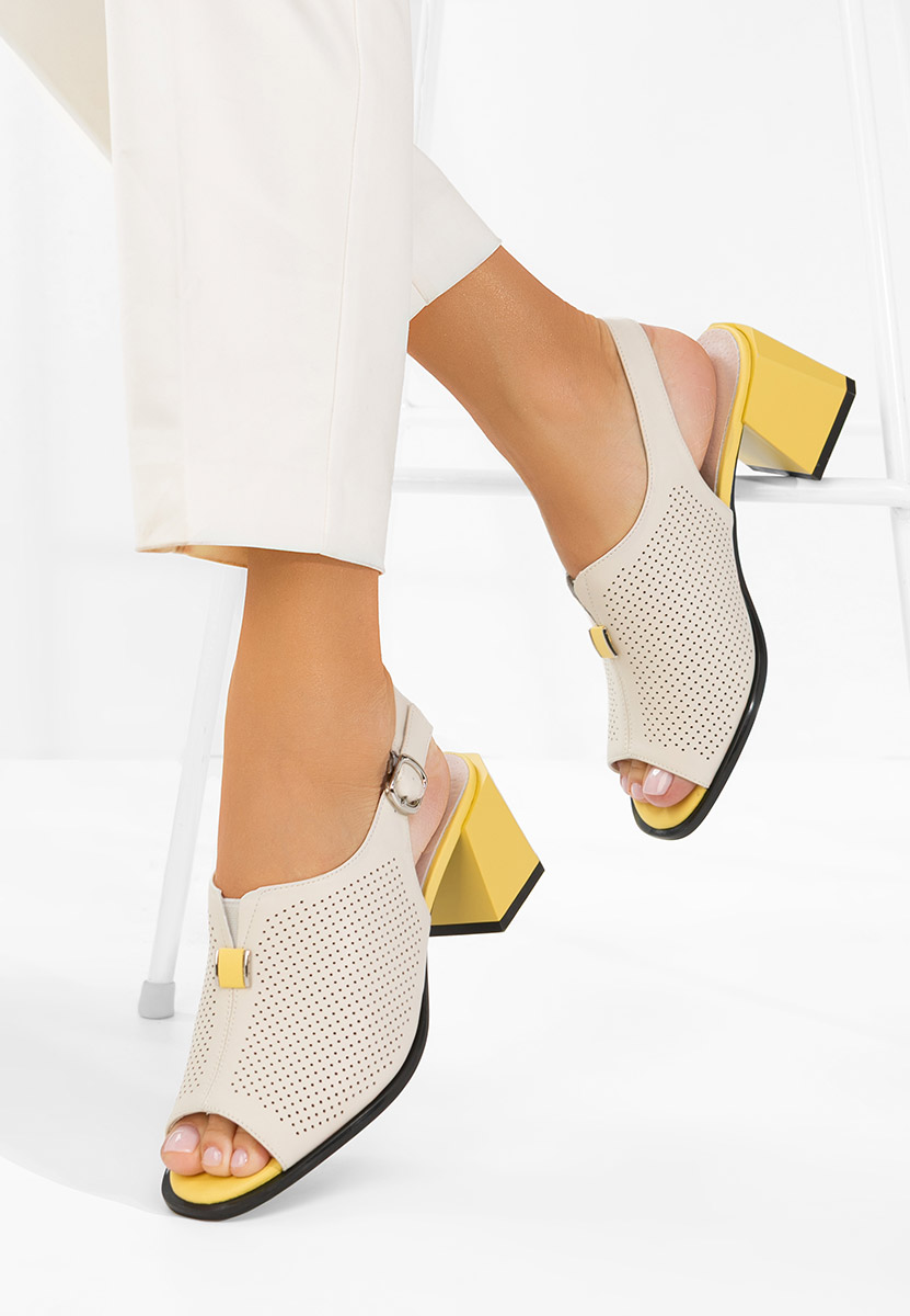 Сандали на ток Heliena V2 бежов