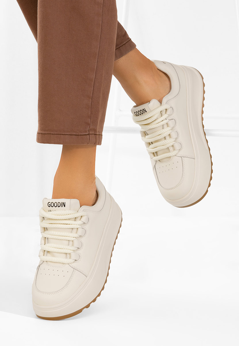 Дамски сникърси Clarra бели