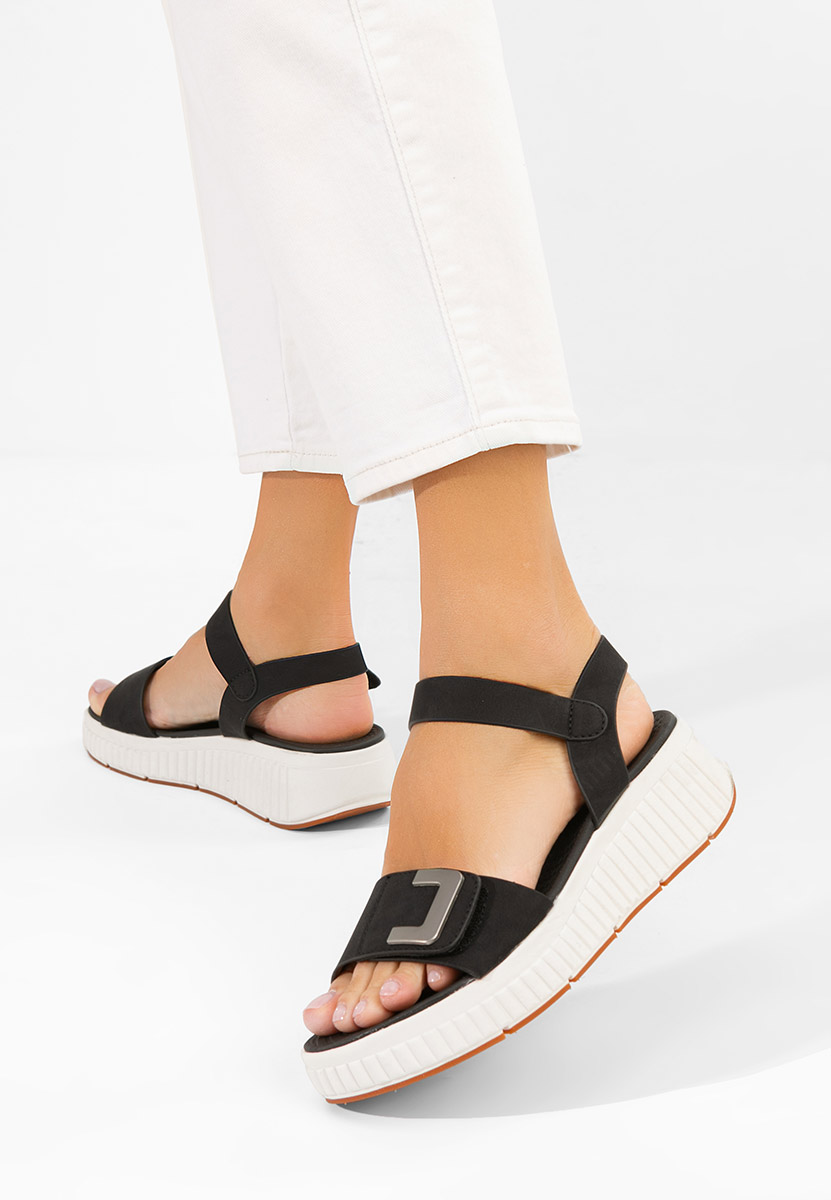 Сандали на платформа Cistela черен