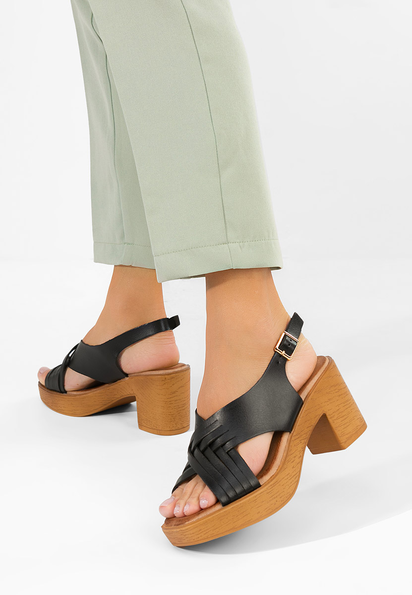 Сандали на ток Kimy черен