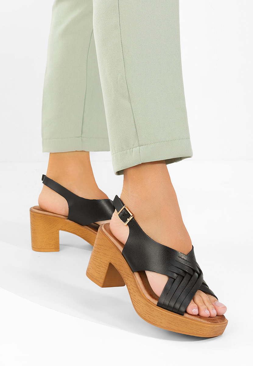 Сандали на ток Kimy черен