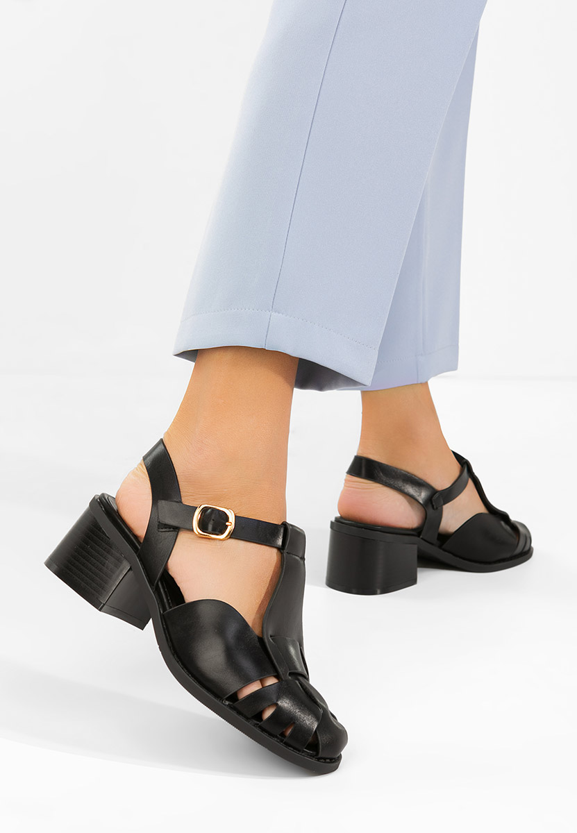 Сандали на ток Sennia черен