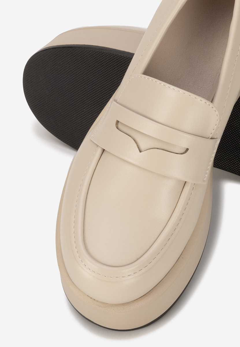 Mокасини на платформа Minky бежов