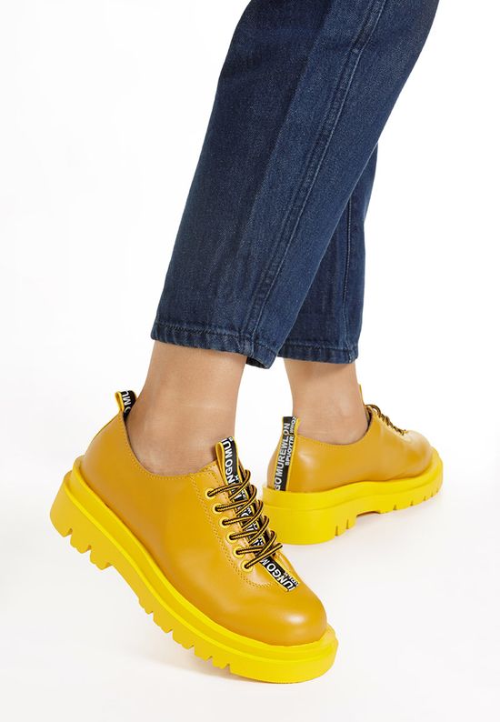 Ежедневни обувки Aryana жълтi, Размер: 37- Zapatos